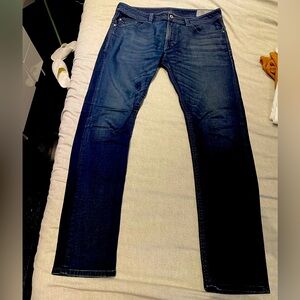 Diesel jeans Size W34 L32 for $25